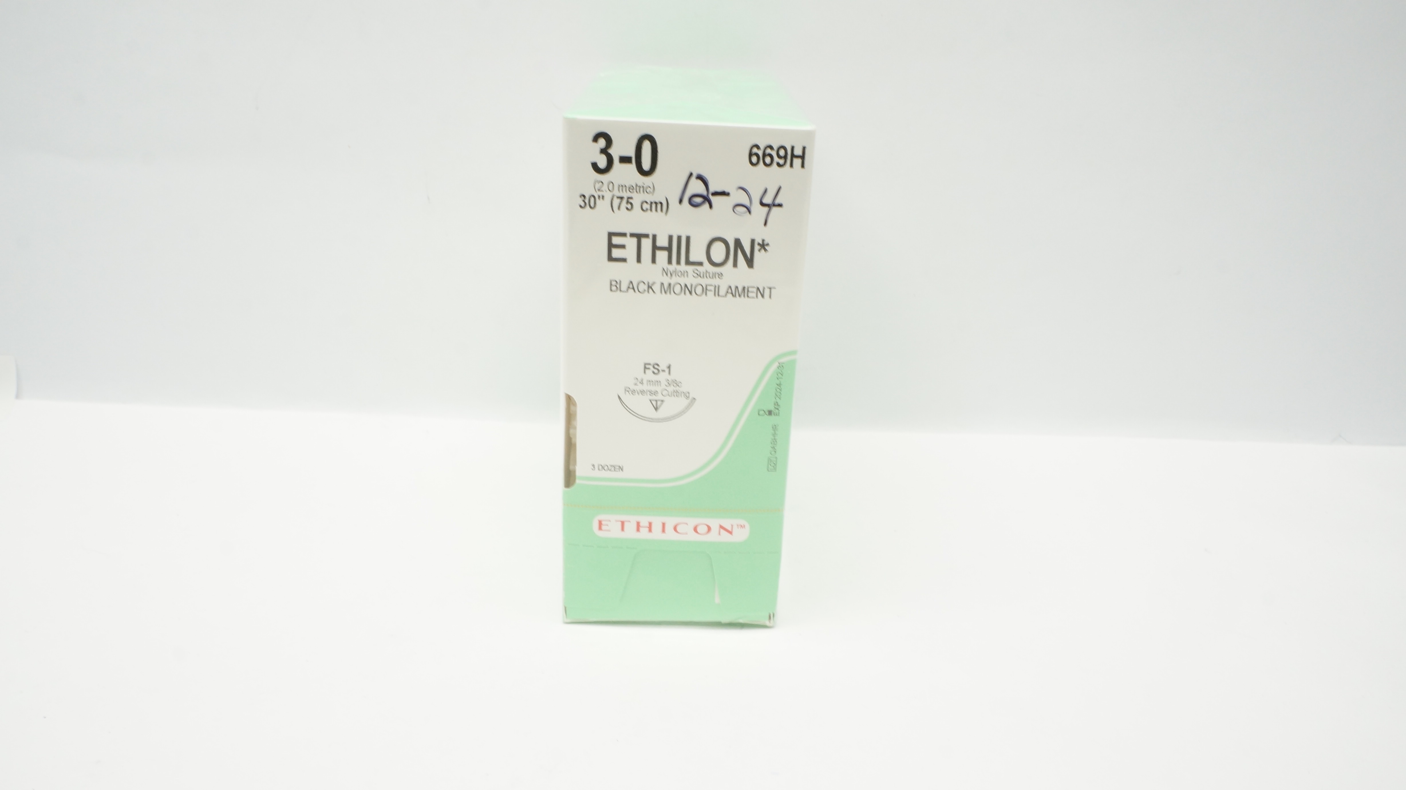 Ethicon 669H ETHILON Stre FS-1 24mm 3/8c Reverse Cutting, 30inch (x) - Box of 36
