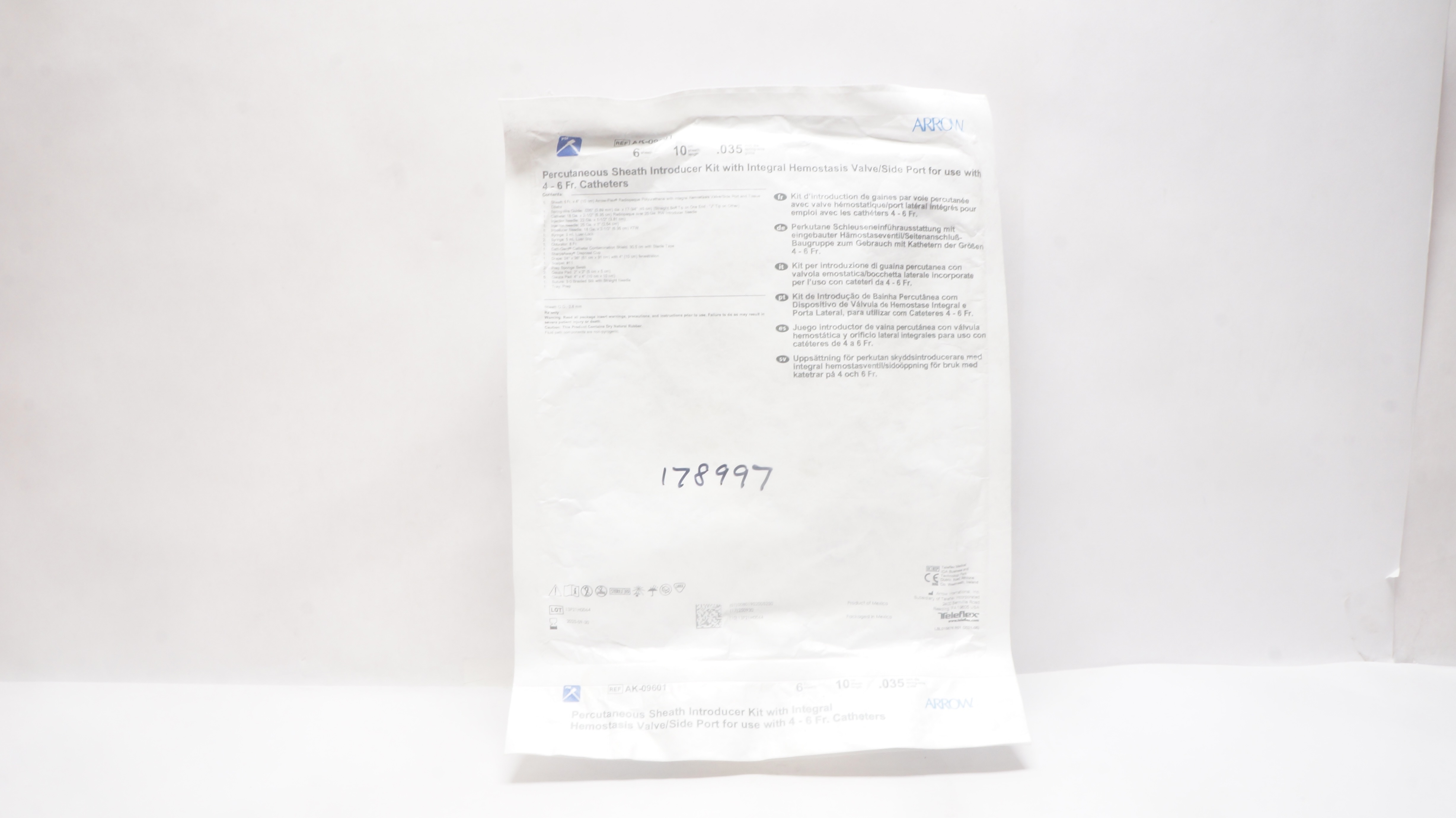 Arrow AK-09601 Percutaneous Sheath Introducer Kit 6Fr. x 10cm x 0.035inch