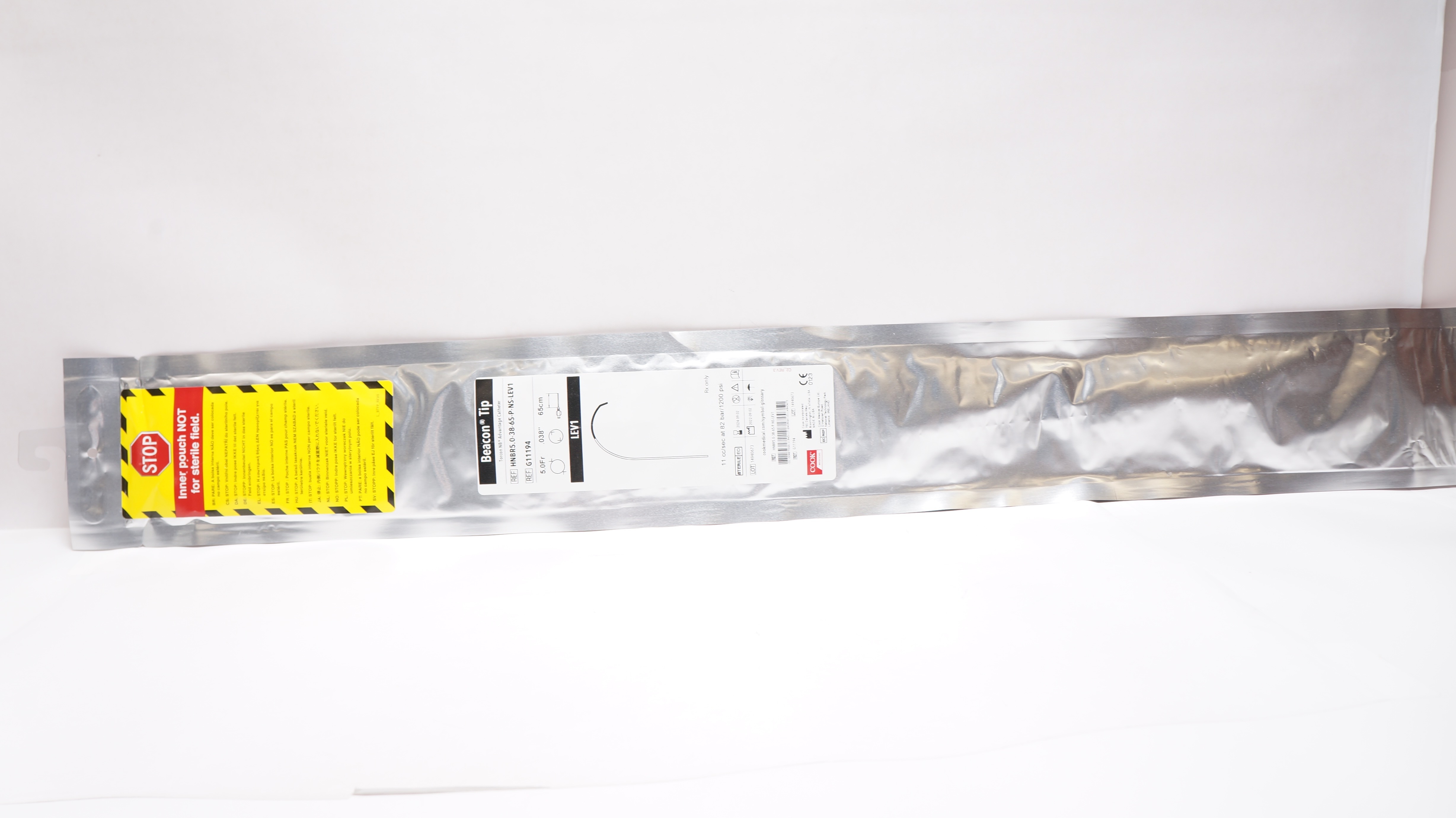 Cook Medical G11194 Beacon Tip Torcon NB Advantage Cath. LEV1 5.0F x 65cm