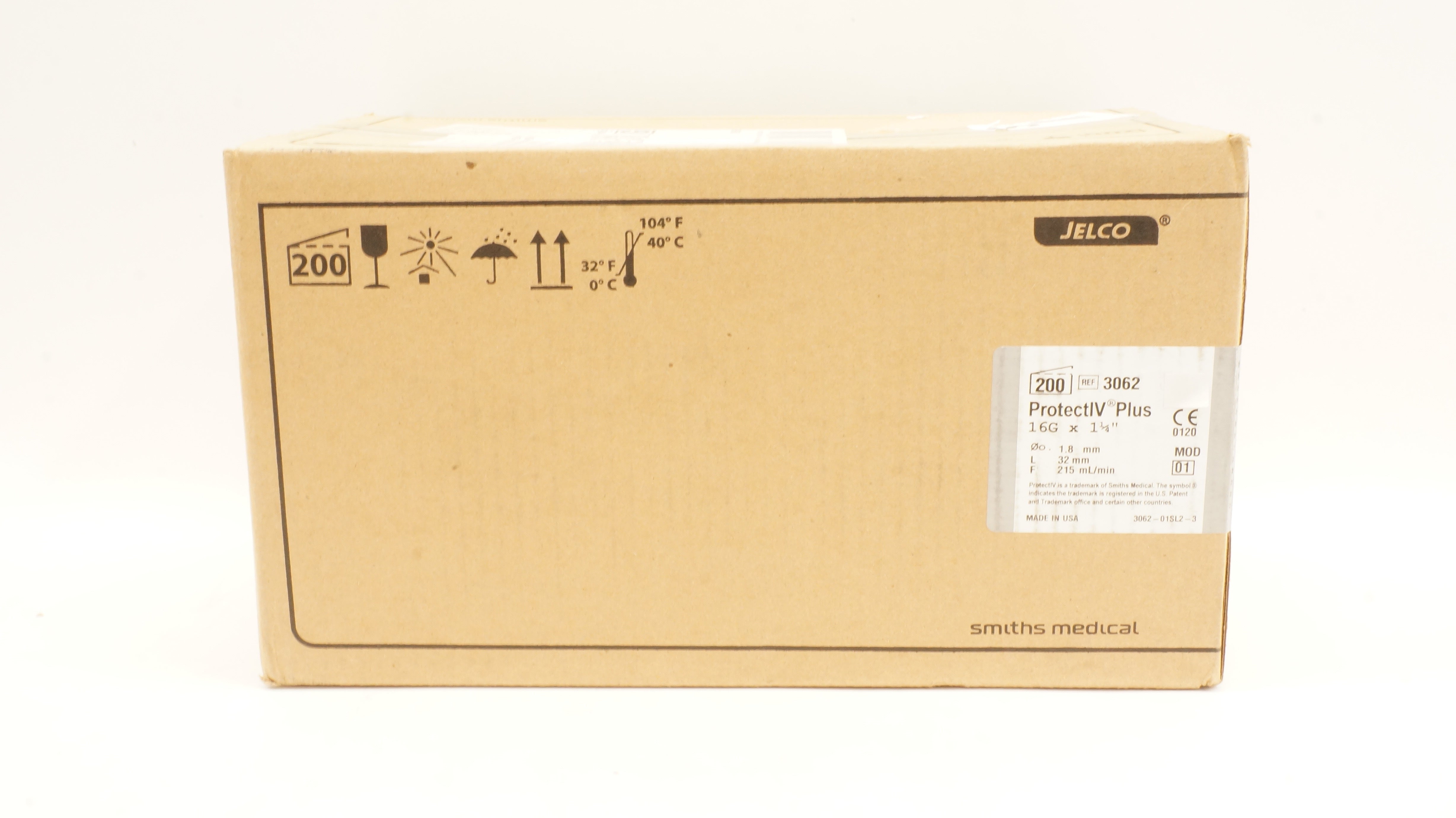 Smiths Medical 3062 ProtectIV Plus 16G x1 1/4 1.8x32mm 215ml/min -Case of 200(x)