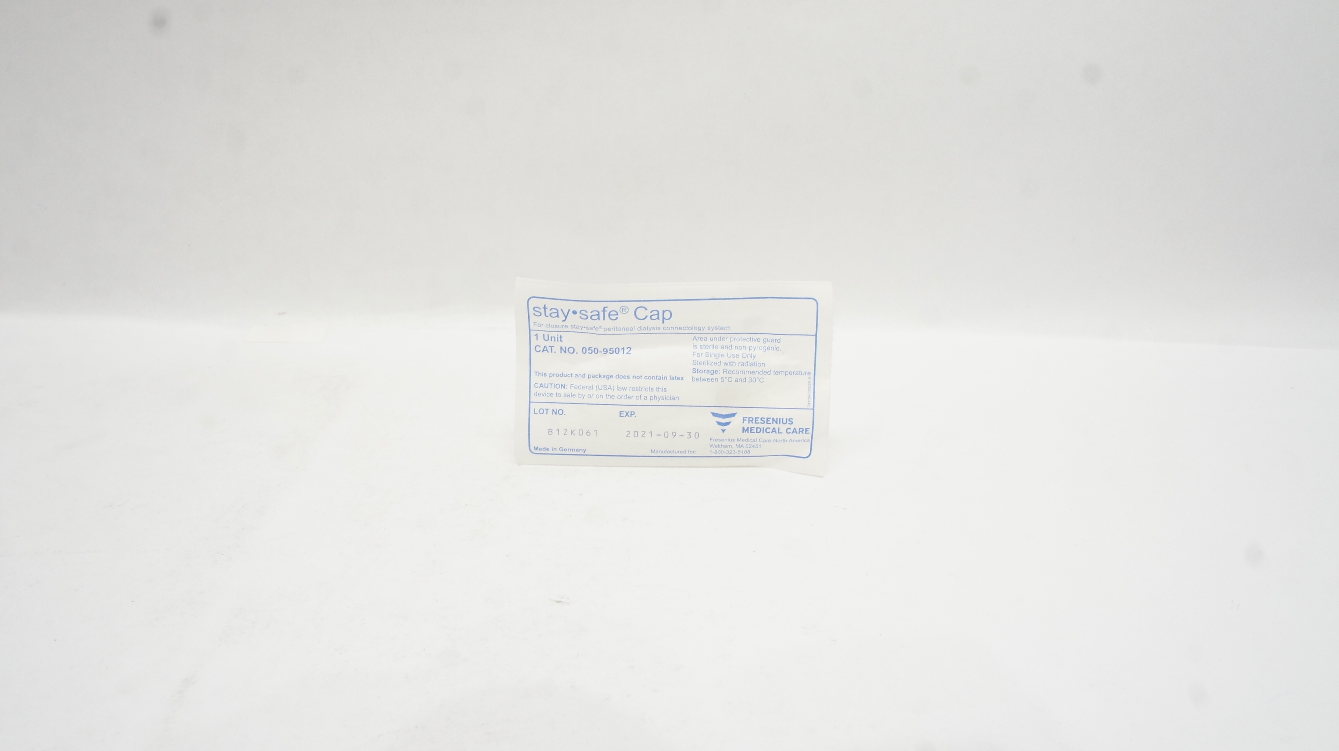 Fresenius Medical Care 050-95012 StaySafe Cap (x)