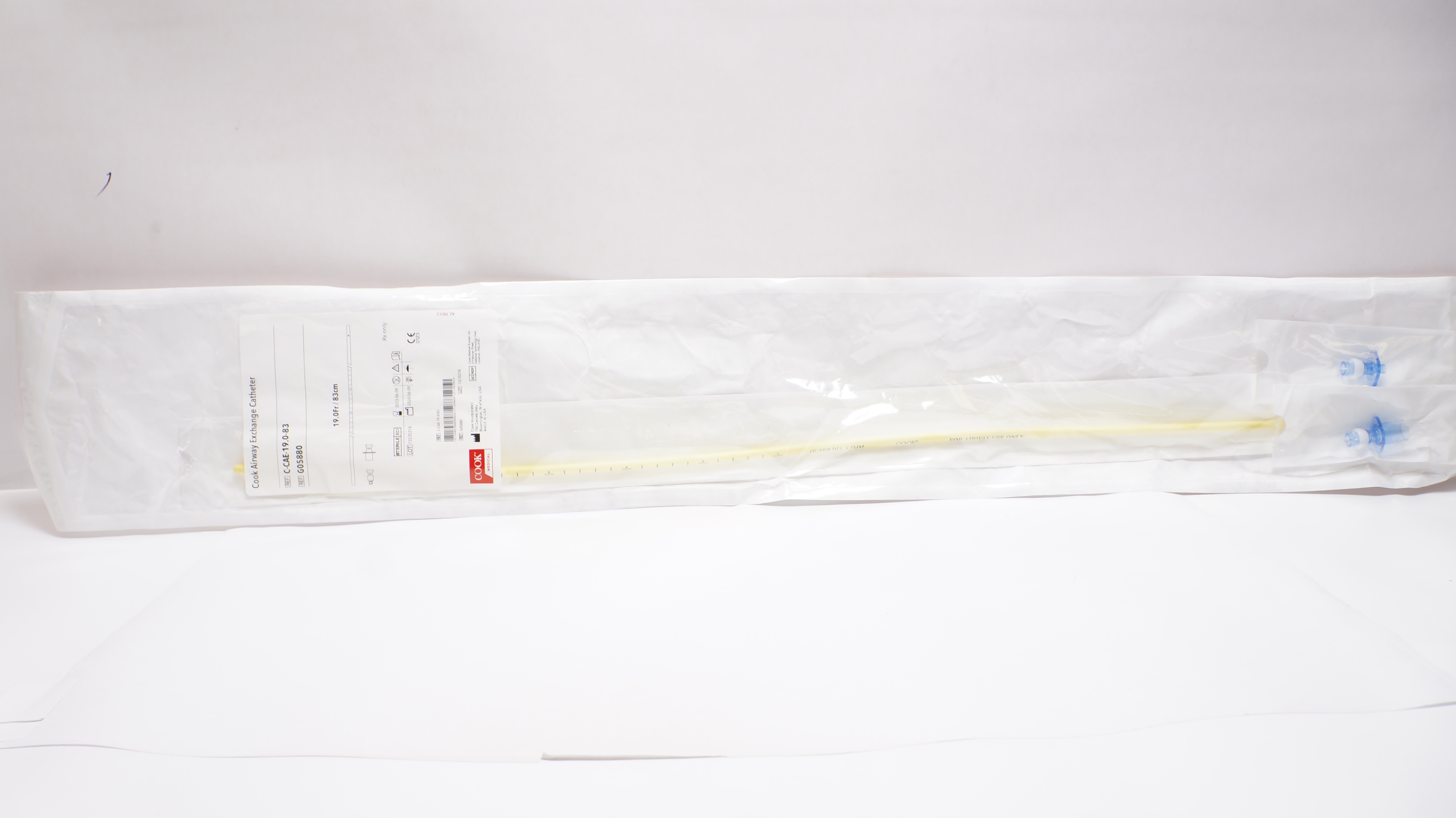 Cook Medical G05880 Cook Airway Exchange Cath. 19.0Fr x 83cm (x)