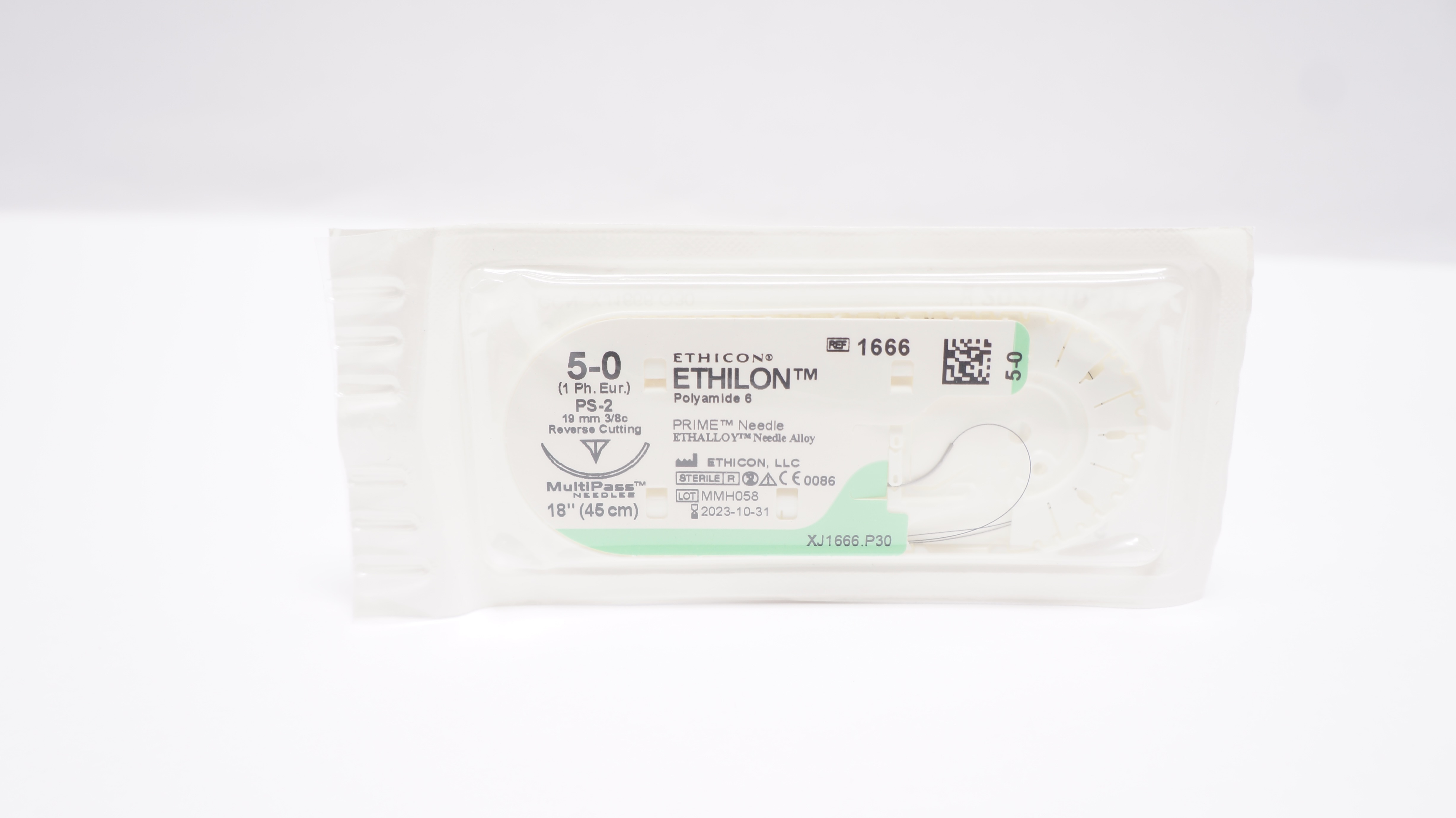 Ethicon 1666 5-0 ETHILON, PS-2, 19mm 3/8c Reverse Cutting, 18inch