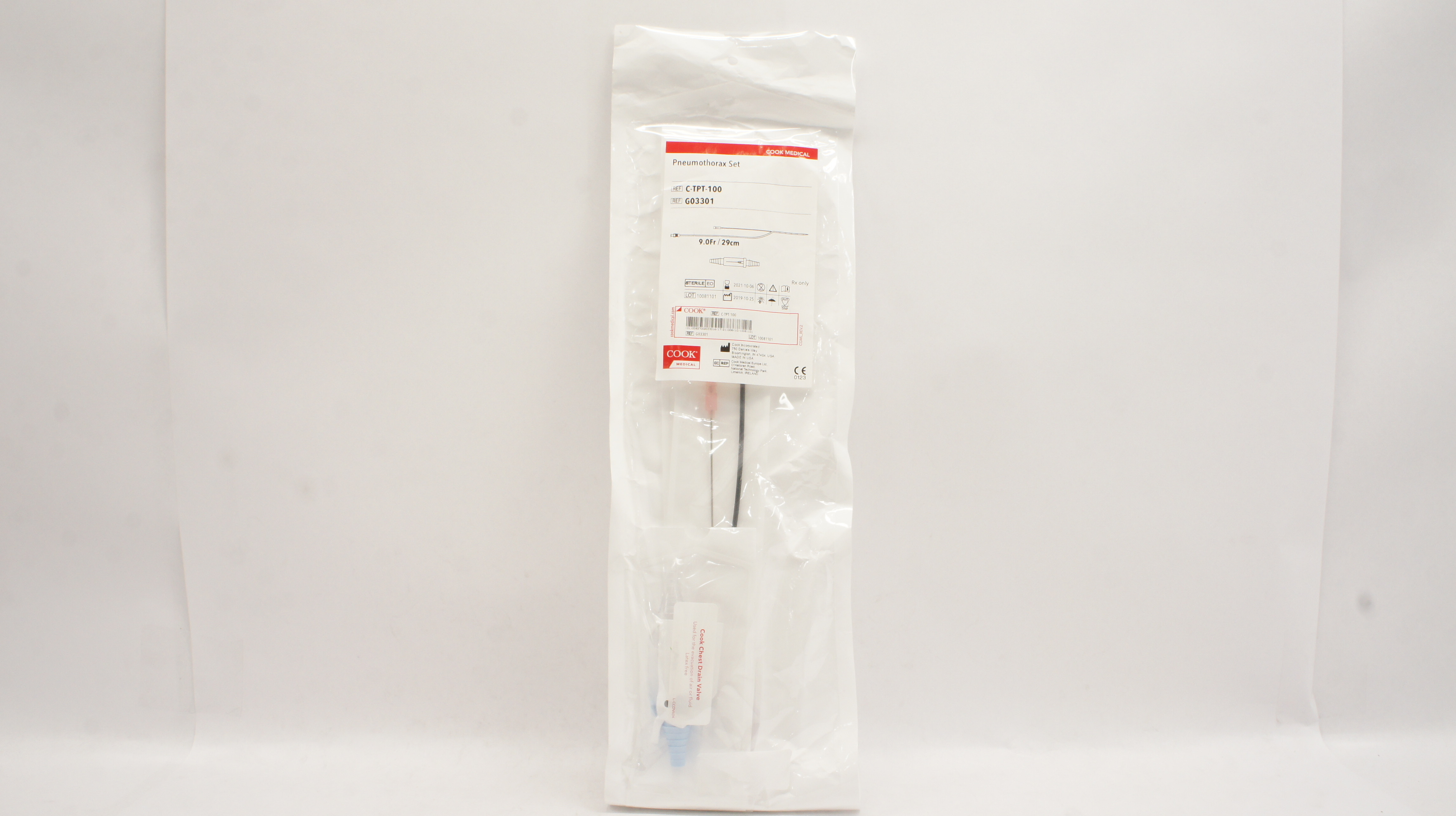 Cook Medical G03301 Pneumothorax Set 9.0Fr x 29cm (x)