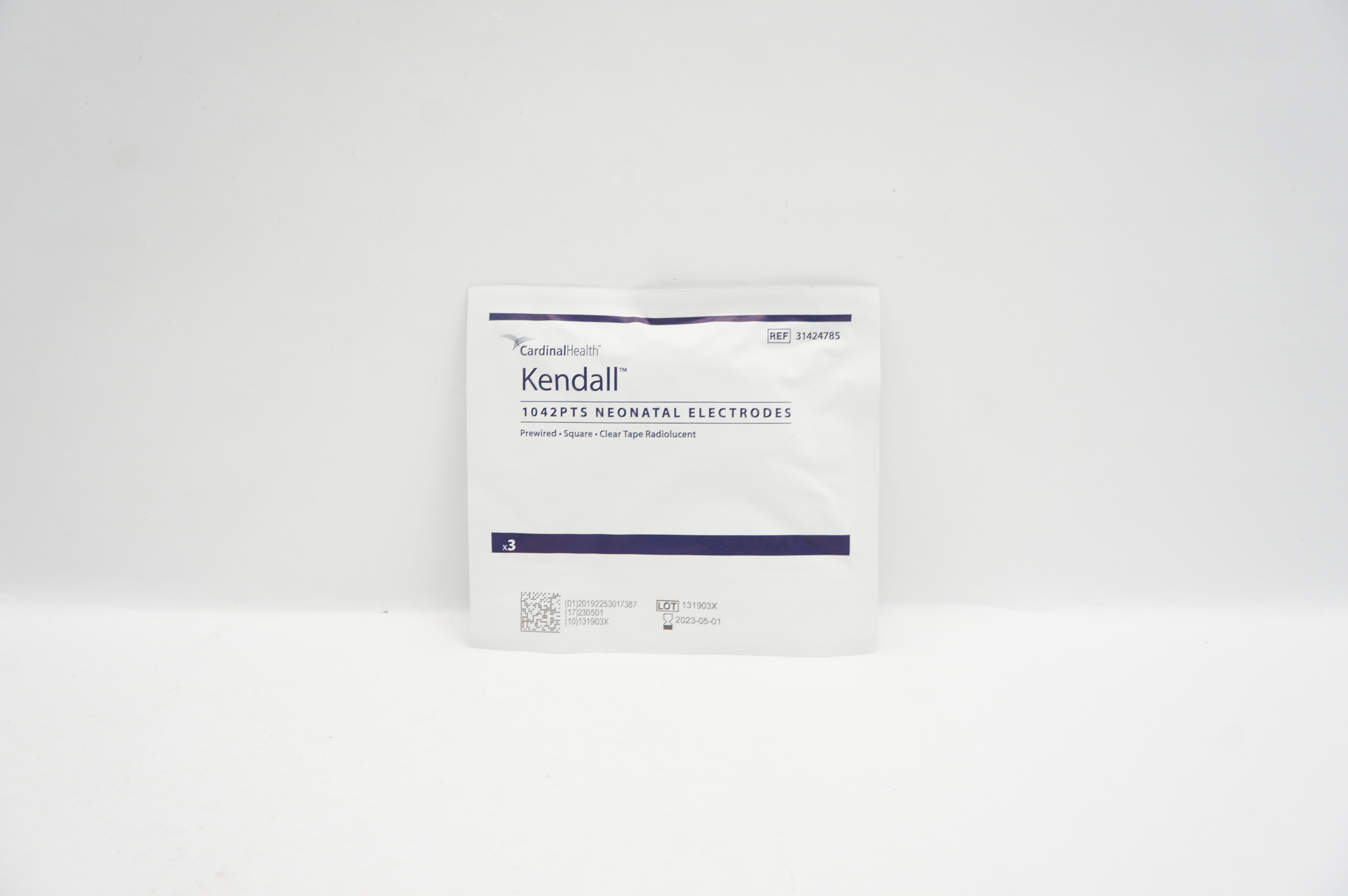 Covidien 31424785 Kendall 1042PTS Neonatal Electrodes - Pack of 3