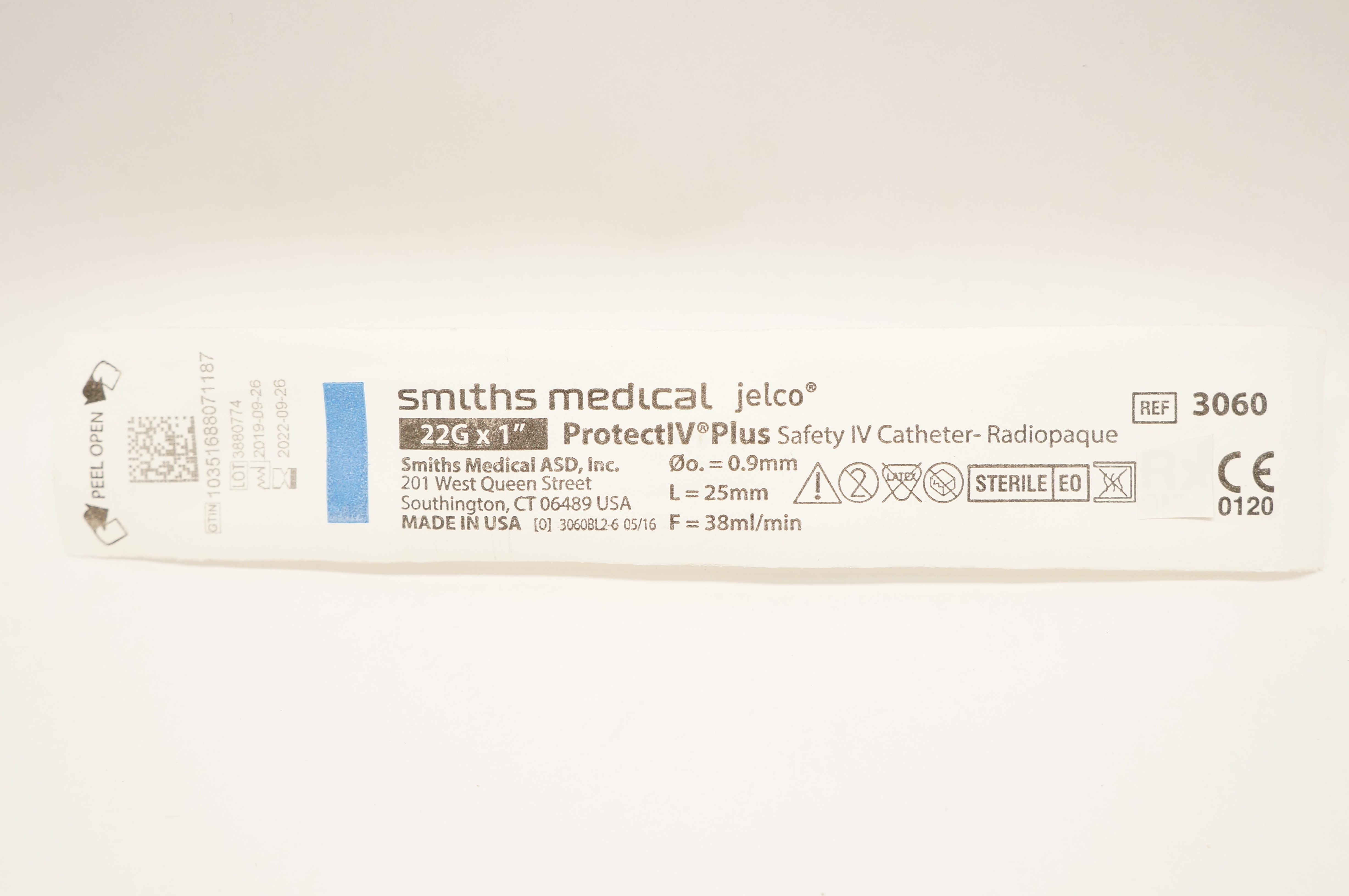 Smiths Medical 3060 Jelco ProtectIV Plus Safety Cath. 22G x 1inch 38ml/min