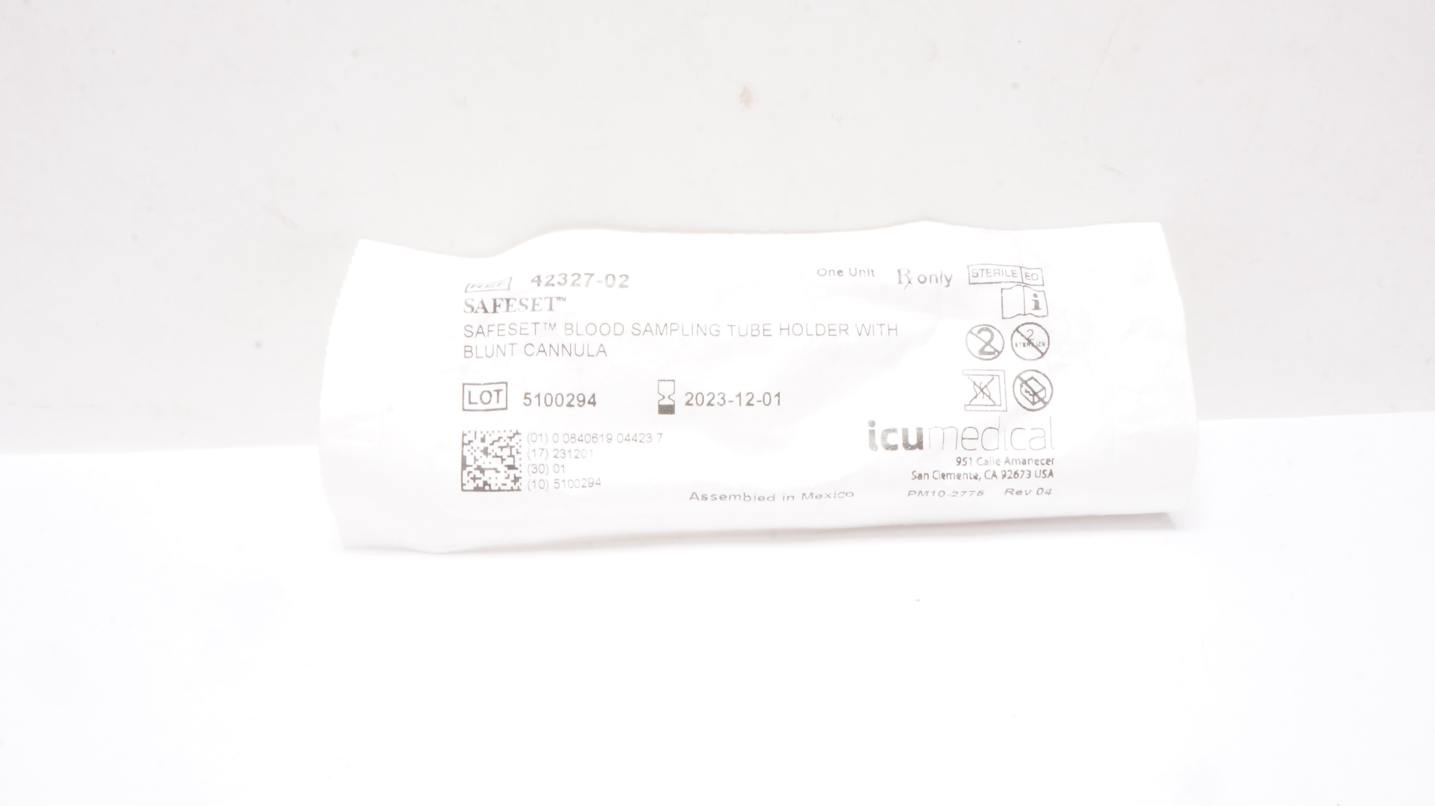 ICU Medical 42327-02 Safeset Blood Sampling Tube Holder w/ Blunt Cannula