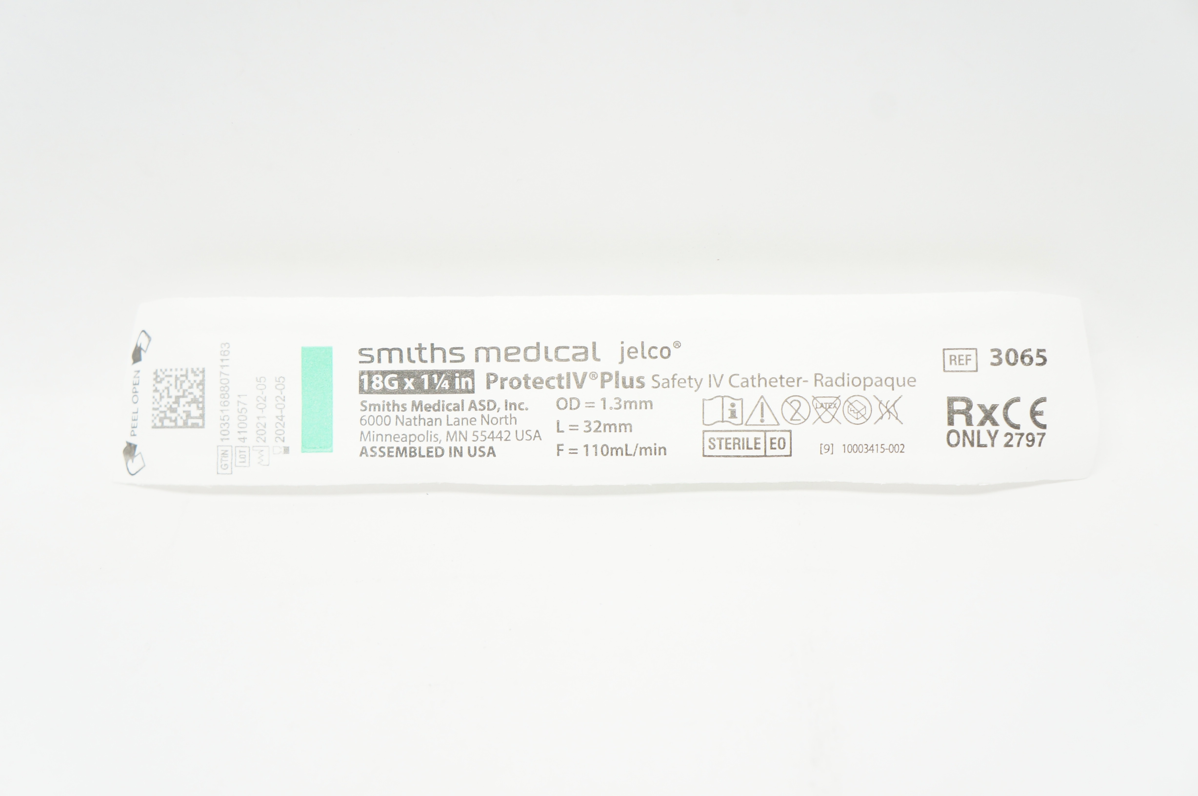 Smiths Medical 3065 ProtectIV Plus Safety IV Cath. 18G x 1-1/4inch