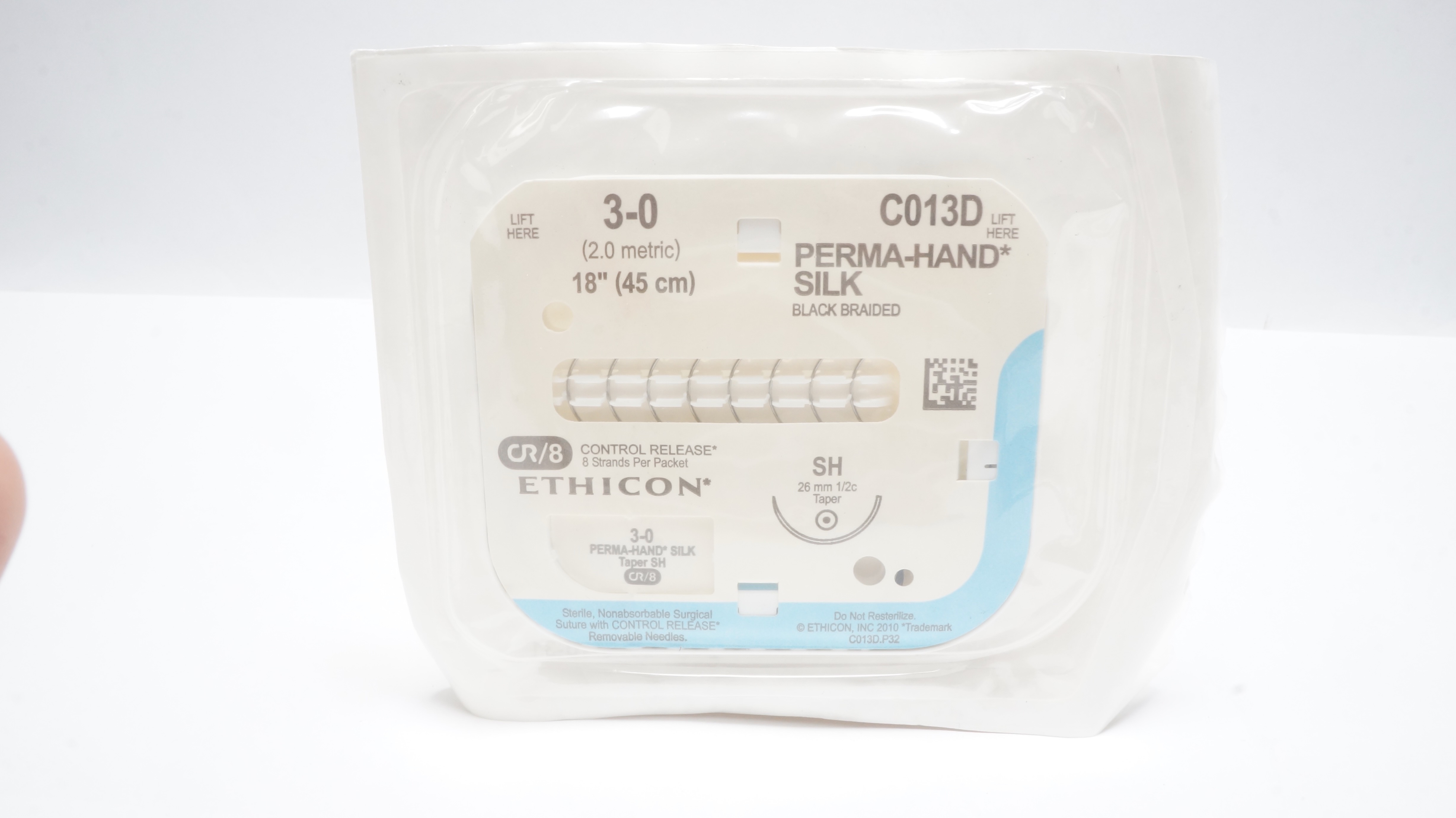 Ethicon C013D 3-0 Perma-Hand Silk Stre SH 26mm 1/2c Taper, 18inch CR/8