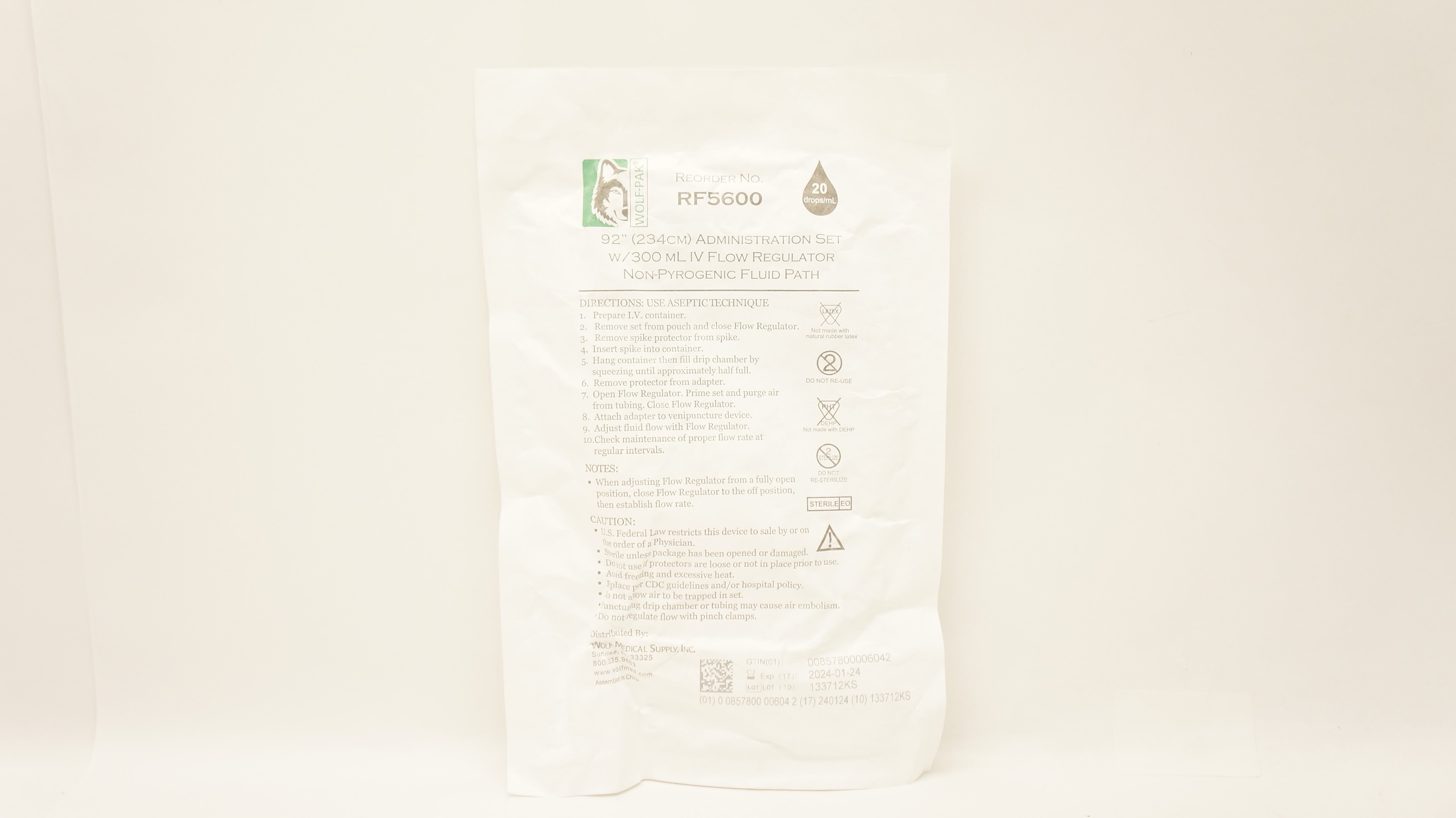 Wolf Medical Supply RF5600 92in. Adinistration Set 20 drops/mL