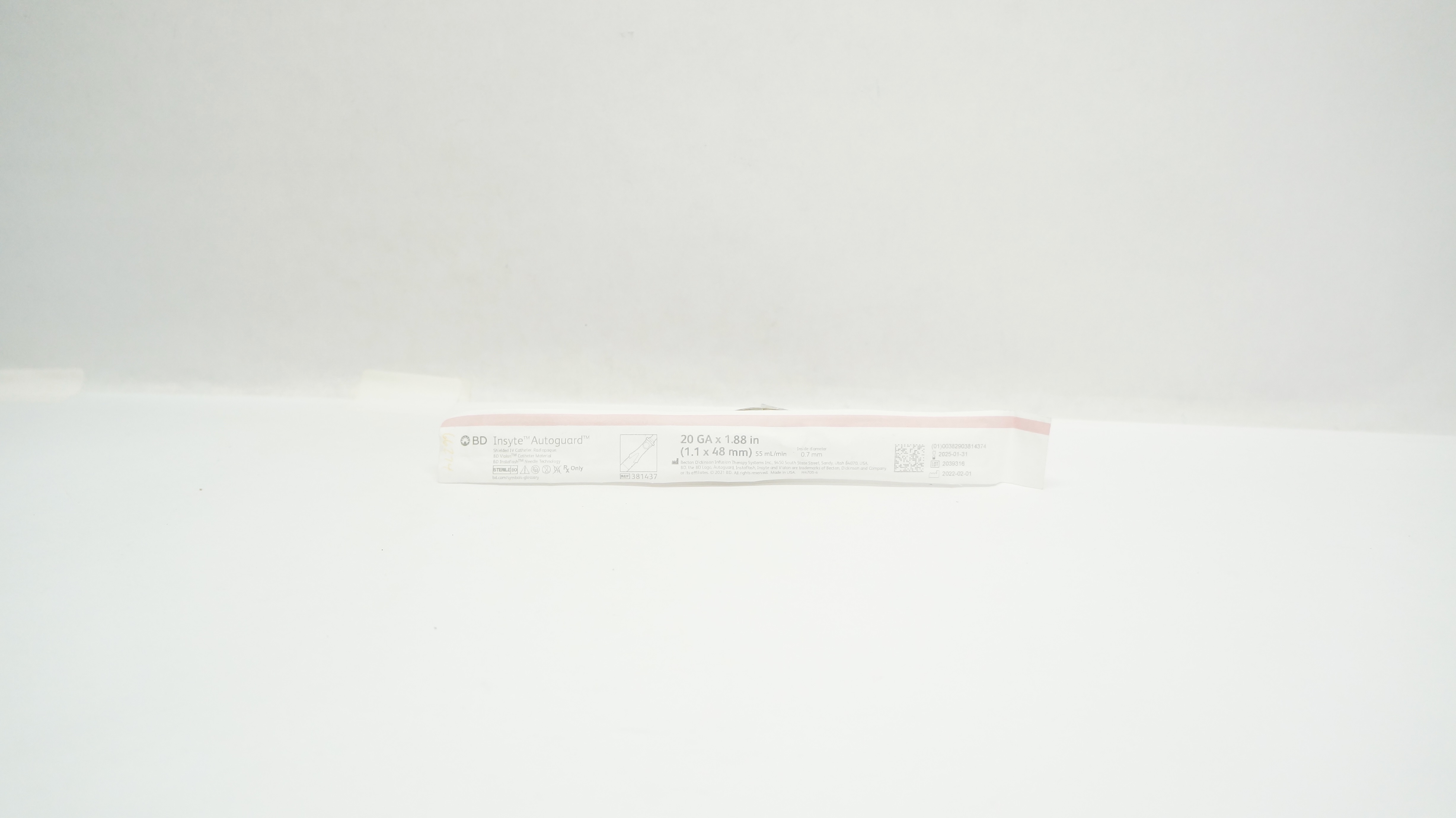 BD 381437 Insyte Autoguard Shielded IV Cath. 20Ga x 1.88inch