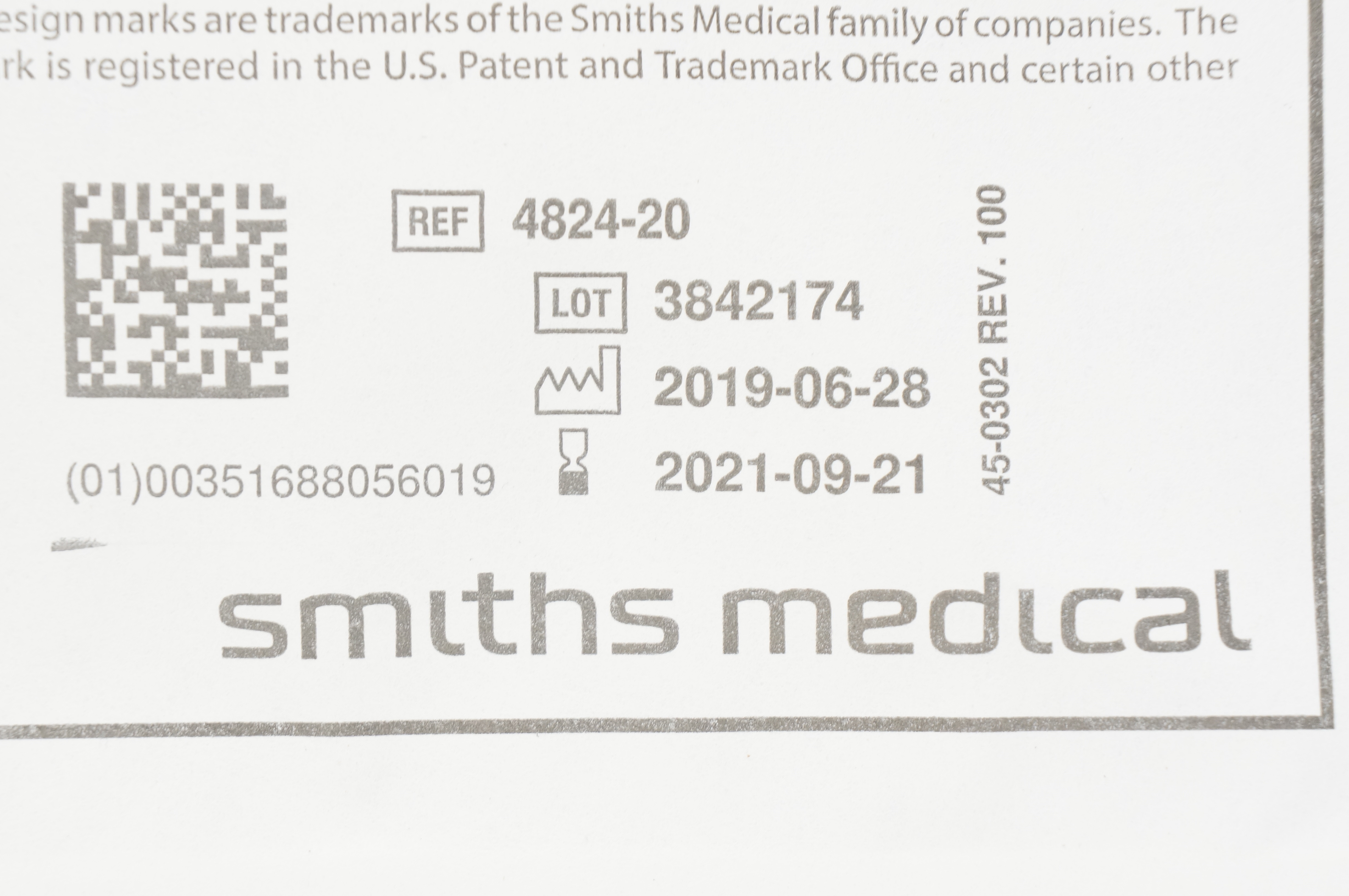 Smiths Medical 4824-20 Portex Lumbar Puncture Adult 20G Quincke (x)