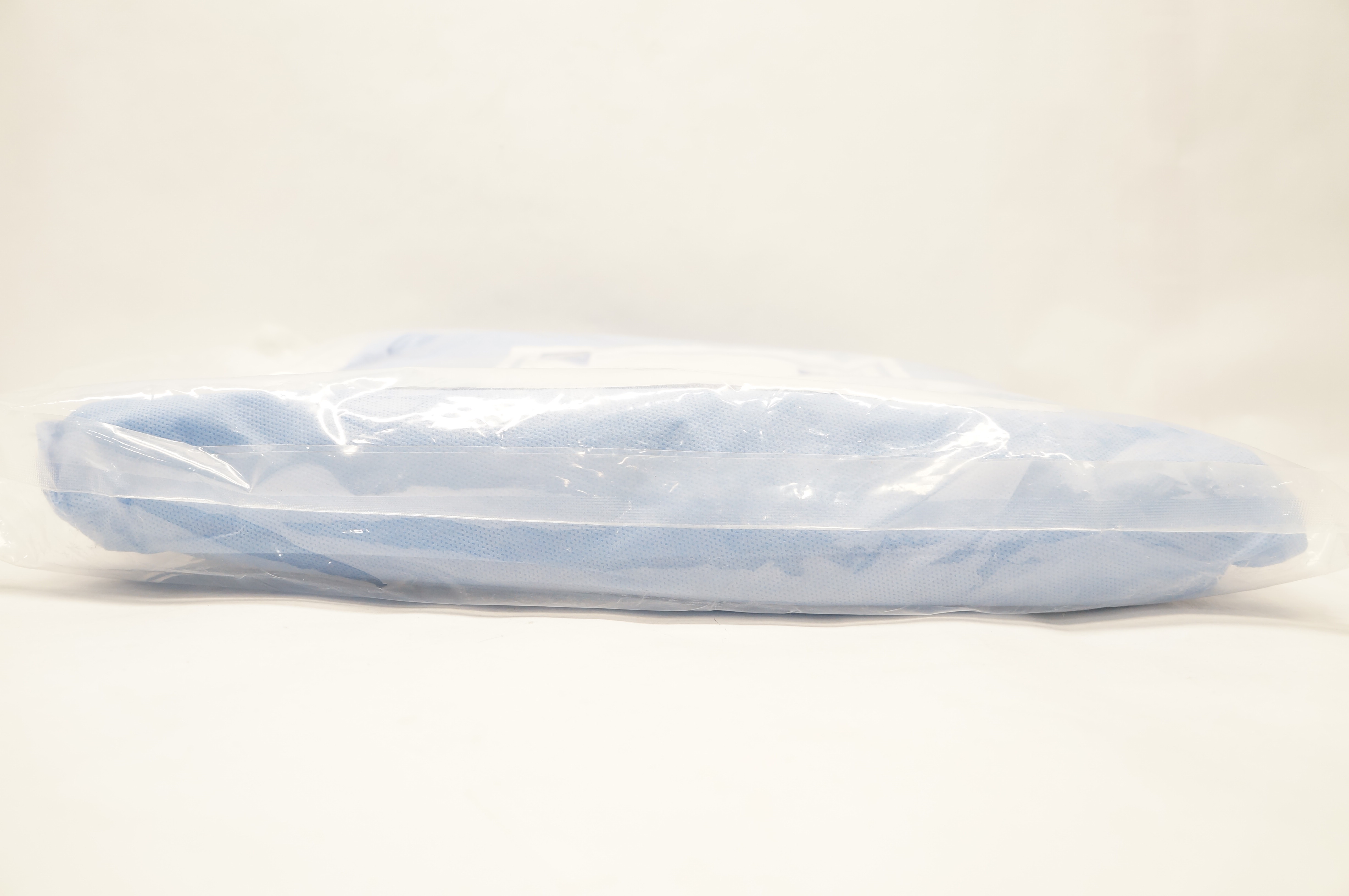 Medline DYNJP9103 Surgical Drape AAMI Level 4 109 x 100inch
