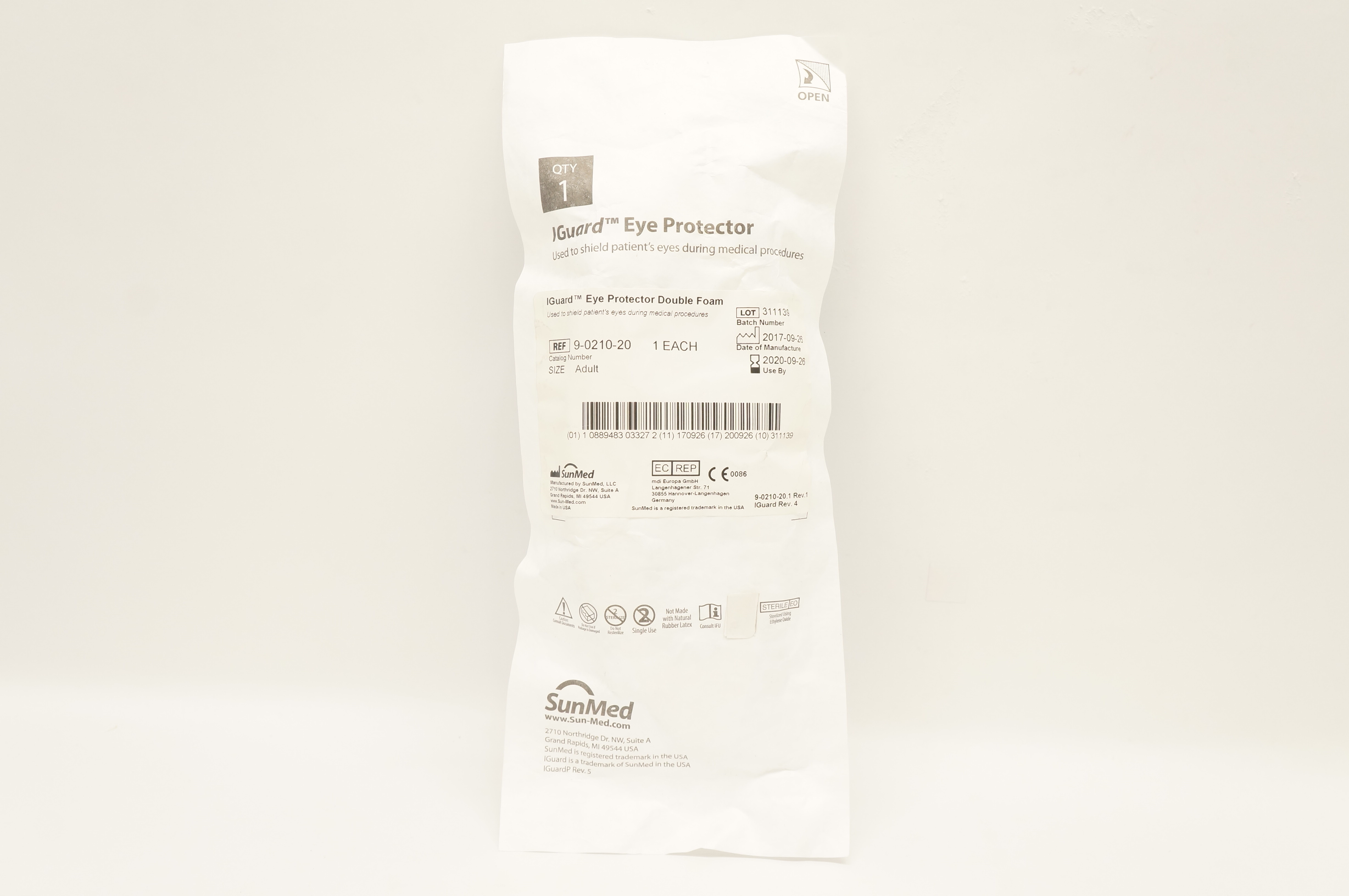 SunMed 9-0210-20 IGuard Eye Protector Adult (x)