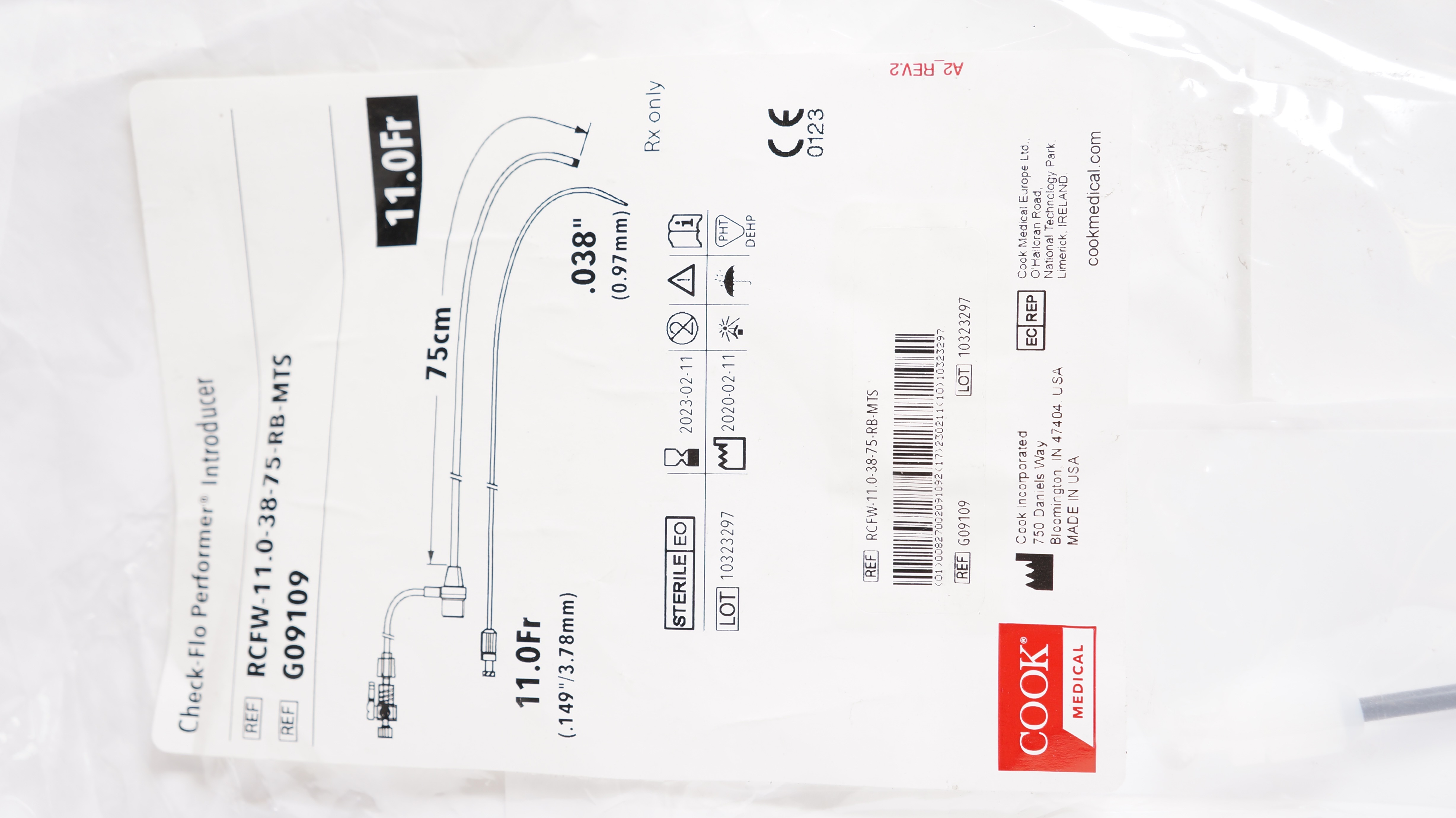Cook Medical G09109 Check-Flo Performer Introducer 11.0Fr x 75cm x .038inch(x)
