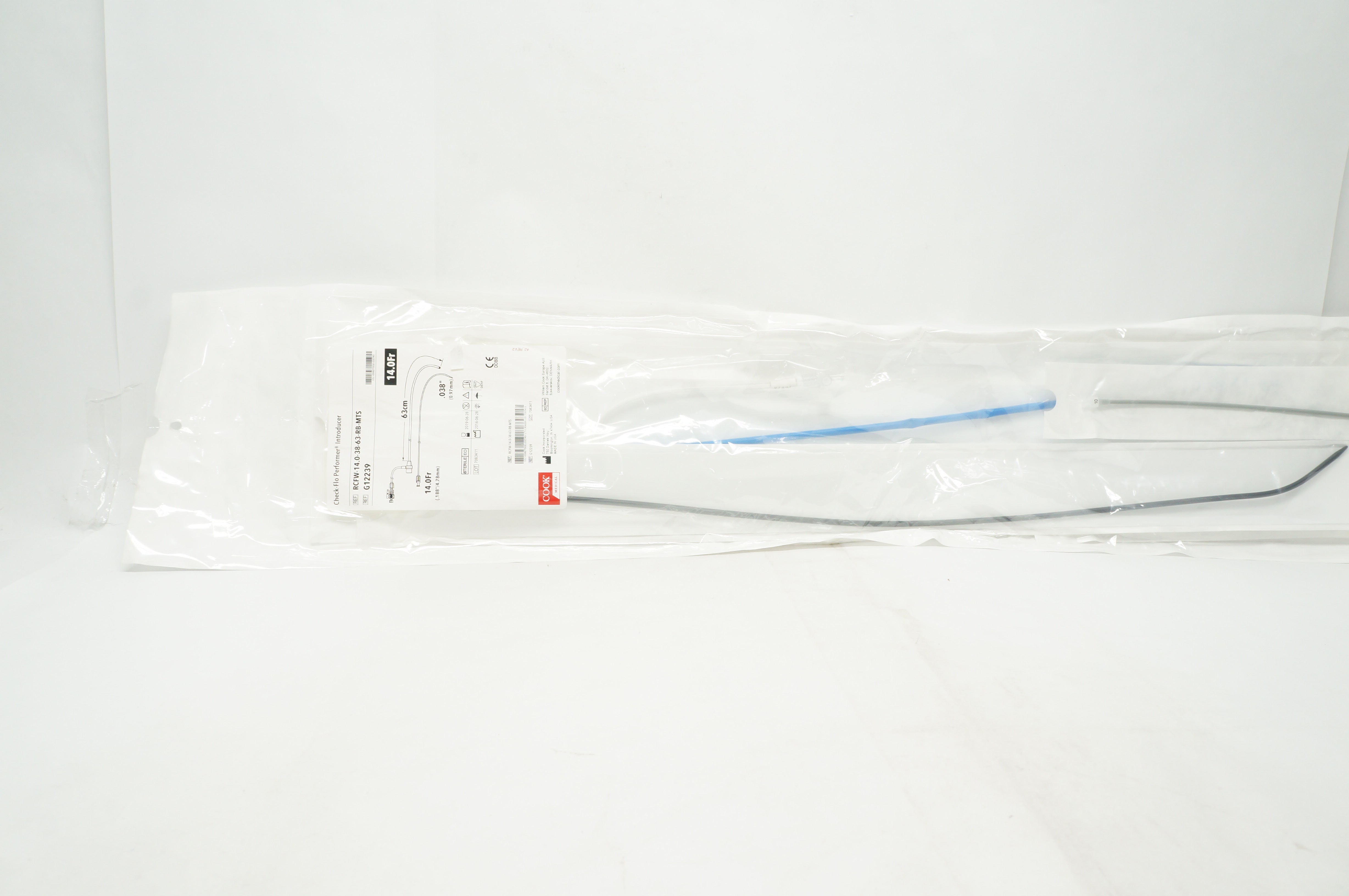 Cook Medical G12239 Check-Flo Performer Introducer 14.0Fr x 63cm x 0 ...