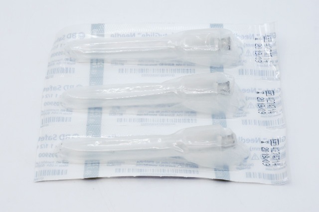 BD 305900 SafetyGlide Ndle 22G x 1-1/2