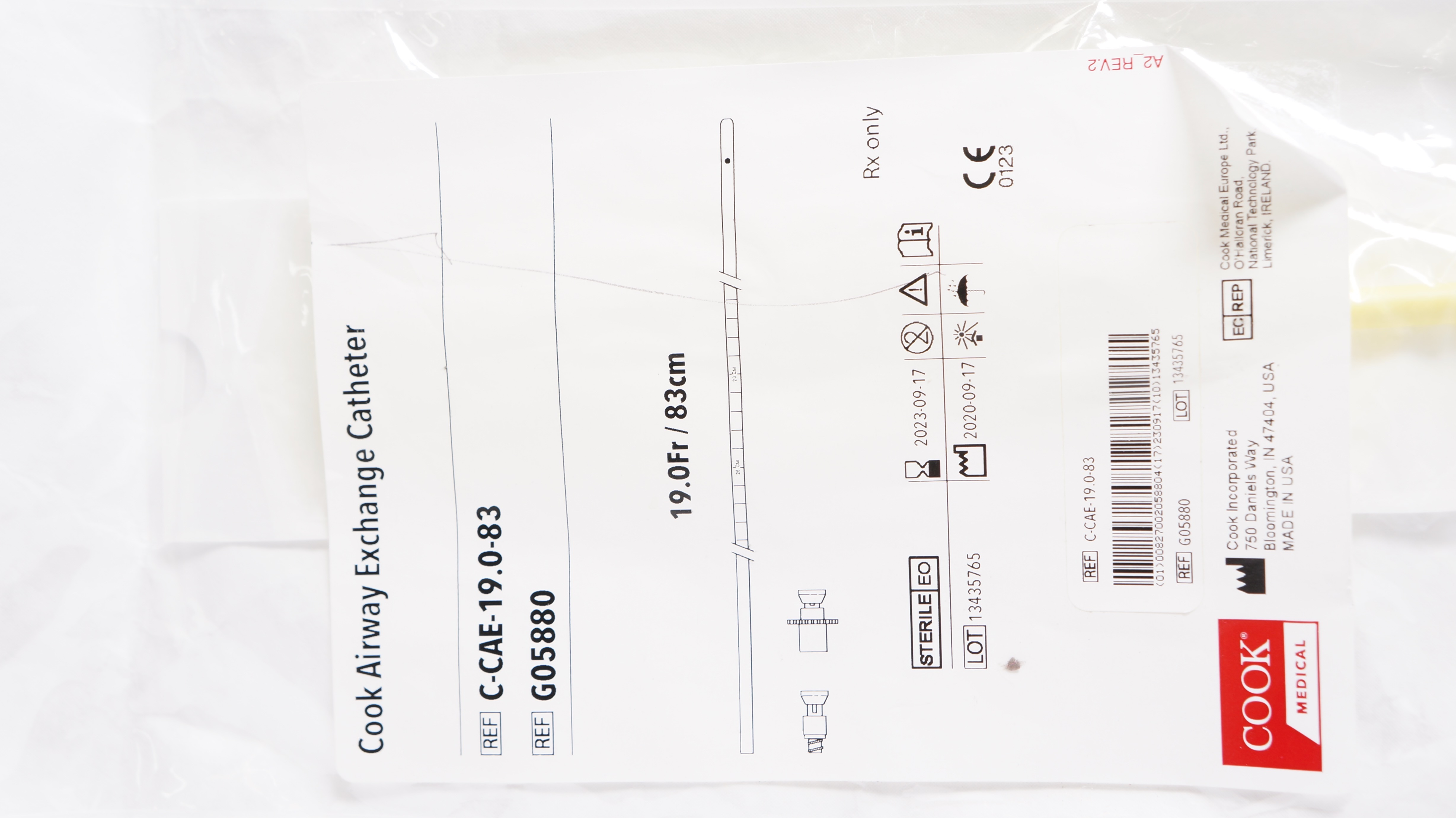 Cook Medical G05880 Cook Airway Exchange Cath. 19.0Fr x 83cm (x)
