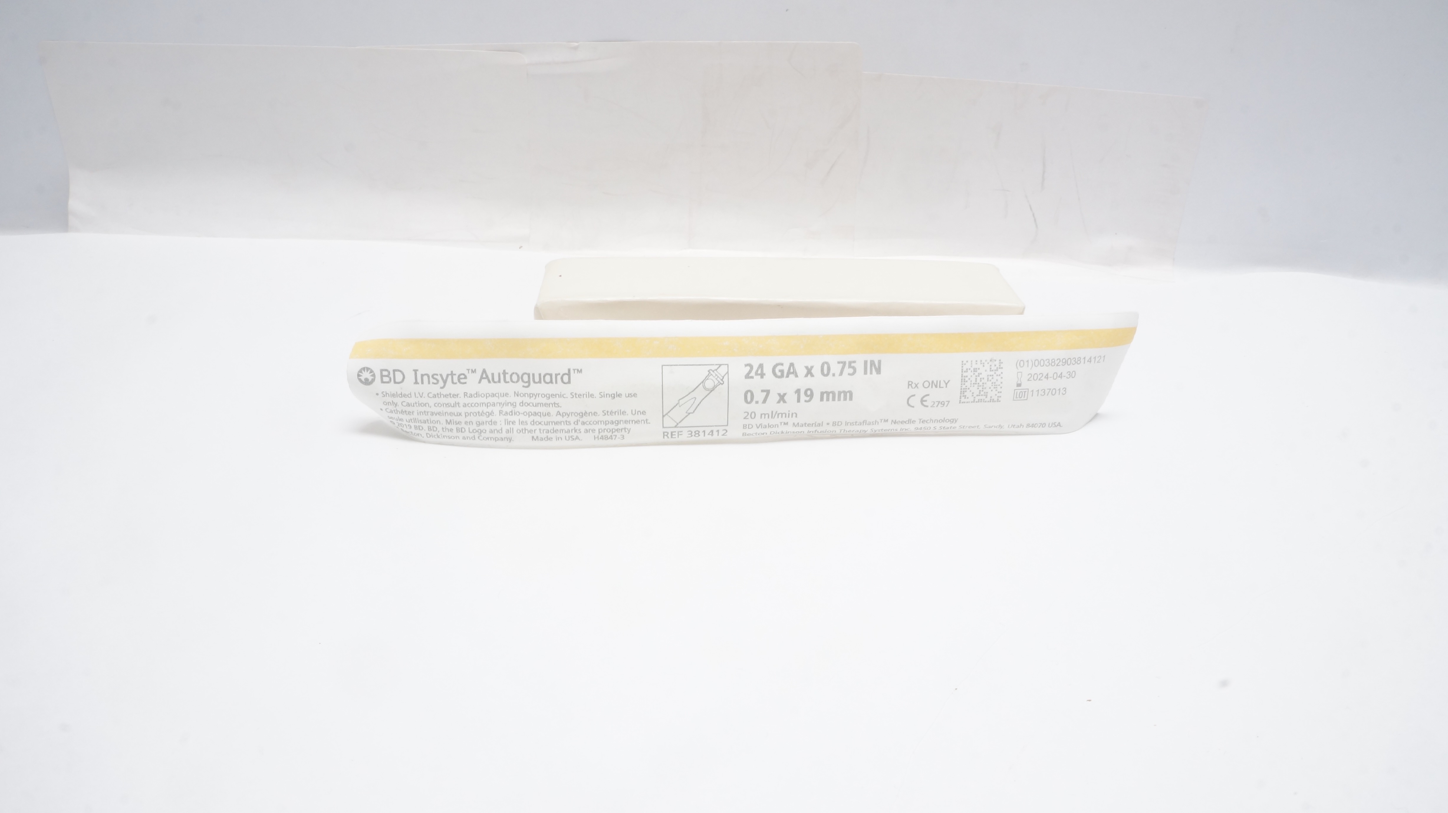 BD 381412 Insyte Autoguard Shielded I.V. Cath. 24Ga x 0.75inch, 20mL/min (x)